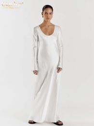 Robe satin blanche mince sexy clos dames bodycones peu manches longues longueur de cheville robes simples élégantes pour les femmes 240415