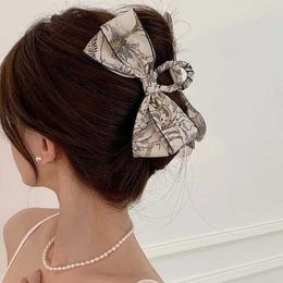 Klemmen stof boog haarpin temperament elegante vrouwen haar klauw clips prinses hoofdtooi mode mode grote grijp clip vrouw haar accessoires y240425