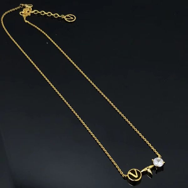 Colliers classiques en or 18 carats et diamants, colliers de styliste simples et à la mode, bijoux cadeaux pour femmes