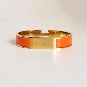 Klassieke 18k roestvrijstalen dames gouden armband geëmailleerde armband liefde sieraden armband feest huwelijkspaar cadeau.