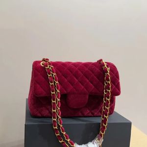Classic 24 Nouveaux designers Women épaule Fashion Diamond Lattice Chain de couleur solide Crossbody Double lettre Veet de haute qualité sac