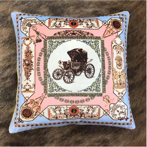 Classique 45 * 45 cm Taie d'oreiller Couverture Avec Gland Super Doux Velours Double Face Impression Signe De Chariot Cheval Designer Canapé Coussin Couvre Taie D'oreiller 2023071905