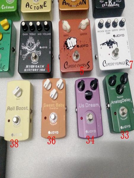 Pedal de efecto de guitarra clásico de 5 tipos, elija distorsión de Pedal de efecto de coro de retardo analógico en stoc55117163