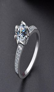 Klassieke 6 -prong gesimuleerde diamanten verlovingsring met zijstenen beloven bruidsring voor vrouwen sterling zilver beschikbaar in size8136369
