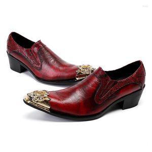 Klassieke 843 Outdoor Loafers Fashion Shoes Men Dress Slip On Formal Leather for Gold Club Party Business 876 67 5