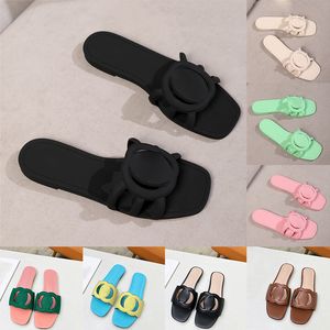 Couvain de créateur sandales en cuir en cuir talons plats pour femmes pantoufles de luxe dames chaussures d'été toboggans taille 35-41 Sliders Claquette Sandle