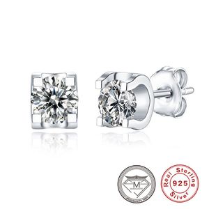 Boucles d'oreilles classiques en argent Sterling 925 Moissanite, clous d'oreilles de fiançailles et de mariage pour femmes