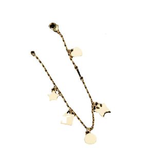 Accessoire classique de créateur, arrangement de pendentifs en or, bracelet à breloques embelli, plaqué or, bijoux de mariage à la mode pour femmes