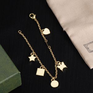 Klassiek accessoire ontwerper gouden hanger arrangement verfraaid bedelarmband vergulde bruiloft dames mode-sieraden