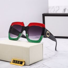 Klassieke houding zonnebril voor mannen luxe brillen mode gradiënt zonnebril PC-lens Vierkant full frame UV400 strand rijden sport show mode brillen gafas