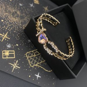 Bracelet classique avec tampon de manchette pour femmes, Bracelet de styliste avec lettres, cristal plaqué or, cadeau d'amoureux de mariage en cuivre, pas facile à changer