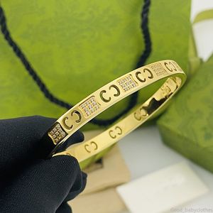 Bracelet classique pour hommes, Bracelets de styliste élégants en or et argent, bijoux avec lettres, cadeau pour les amoureux de mariage