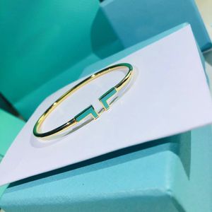 Klassieke armbanden Dames Blauw Fritillaria belettering luxe designer armband Dames huwelijksfeest cadeau sieraden