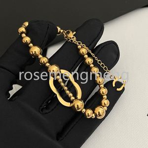 Klassieke kralen armbanden Bangle Hoge kwaliteit 18K Gold vergulde roestvrijstalen brief Hangliefhebbers Liefhebbers Gift Polsband manchetketen Vrouwenarmband voor verjaardagscadeaus