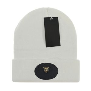 Casquettes de bonnet classique pour homme femme mode chapeau tricoté luxe Skull Cap 9 couleurs chapeaux décontractés