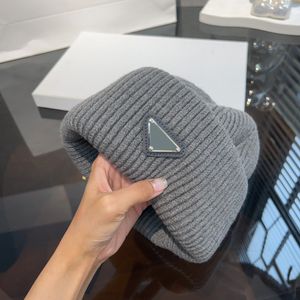 Gorros clásicos para mujer Gorros de invierno Gorros Moda para hombre Diseñador Casquette Gorros cálidos