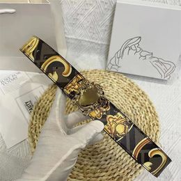 Klassieke riemen voor vrouwen Designer Mens Standaard lengte Gold Letters Fijne lederen riem Fashion Lychee Pattern Trend