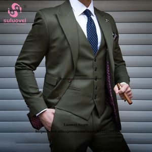 Trajes de boda sólidos de gran tamaño clásico para hombres Madeadores de chaleco de 3 piezas hechos a medida