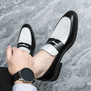 Mocassins classiques en cuir noir pour hommes, chaussures de bureau à enfiler, confortables, antidérapantes, pour les affaires sociales et décontractées