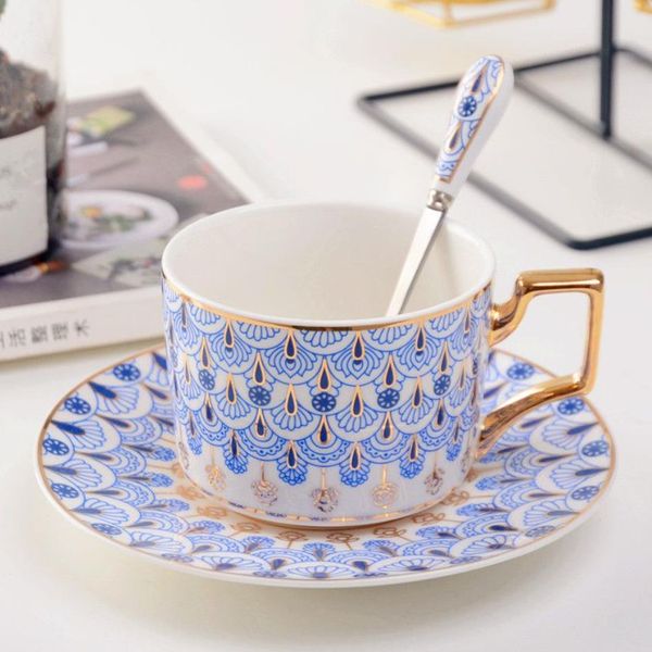 Tasses à café classiques en porcelaine avec soucoupes, vaisselle, tasses à café avec cuillère, service à thé de l'après-midi, cuisine à domicile 191Q