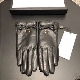 Gants classiques en peau de mouton avec nœud, mitaines de matériel de haute qualité pour femmes, gants chauds d'extérieur pour écran tactile, mitaines en peluche pour dames d'anniversaire 244F