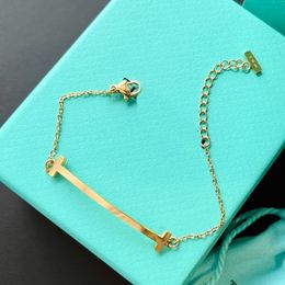 Bracelets Chaînes de chaîne de chaîne Bracelet Réglable Gold-plaqué avec une couleur d'anniversaire Valentin Gift Fashion Design Fashion Femme Accessoires