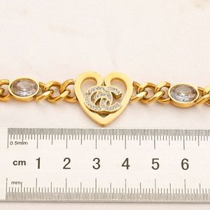Bracelets classiques Chaîne de liaison Femmes LETTRE BRAND BANGE 18K Gold plaqué en acier inoxydable Amoureux des cristaux