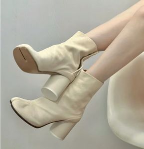 Tabi Boots Diseñador Zapatos MM6 Tacón grueso Cabeza redonda Moda Botas Tobillo Nutria TOE BOTAS DE TIE DIVEL