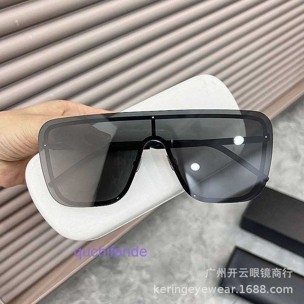 Lunettes de soleil Retro Retro Retro Yoisill Chaoyang Lunettes de soleil conjointes Femelle Black Superman grand visage Slimming Internet Lunes Red 364