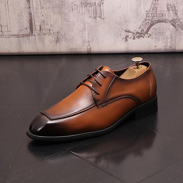 Classic Business Wedding Sytle Groomsman Zapatos para hombre Primavera Cuero de alta calidad Pisos formales Estilo británico Con cordones Business Driving Walking Mocasines