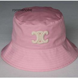 Классическая шляпа C Arc Мужские кепки Дизайнерские мужские шляпы Бейсболка для шляпы Бейсбол Роскошные женщины Пара Спортивная бейсболка Открытый солнцезащитный крем в стиле C Hat Celi шляпа TKTJ