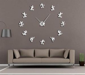 Cartoon Cartoon Design moderne Anime Mouse Keeping Cuisine bricolage Clock Wall 3d Saat Reloj de Pared Watch Houseming Gift Kids Room Y1201175