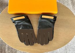 Classic Clover Splicing Match Gants Unisexe Leather Mittens Men Femmes Gants d'extérieur Drive les mitaines avec Box6513142