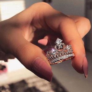 Bague couronne classique bijoux vintage en argent sterling 925 véritable coupe ronde topaze blanche CZ diamant pierres précieuses éternité femmes mariage Hear249Y