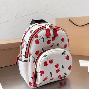 Sacs à dos mignons classiques Designers Sac à dos de luxe Sac à dos Bookbag Femmes Designers Mode All-match Grande Capacité Cherry Bookbags 230808