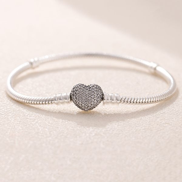 Classic CZ diamond pave Love heart Charms Bracelets 925 Sterling Silver cadena de serpiente Mujeres Niñas diseñador de joyas con caja de regalo original para pulsera Pandora