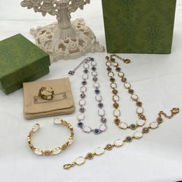 Klassieke Daisy Flower ketting sieraden sets tijgerkop hanger armbanden vrouwen gouden designer ringen met doos