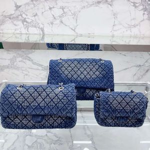 Classic Denim Blue CC Sac à rabat de luxe Designer Shopping Femme Handsbag Crossbody Tote épaule vintage broderie chaîne crossbody épaule