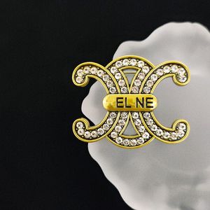 Klassieke Ontwerp Broches Mode Vrouwen 18k Gouden Kristallen Broche Pak Pin Mode-sieraden Kleding Decoratie Hoge Kwaliteit Accessoires 20 Stijl
