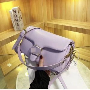 Classic Design Ladies Pillow Sac à bandoulière blanc Soft Vild Tote Designer Fashion Small Leather Crossbody Sacs Women's Wholesale