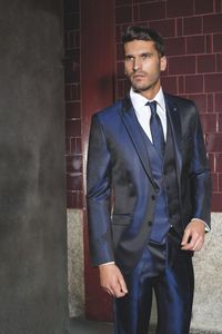 Classic Design Glanzend Marineblauw Bruidegom Tuxedos Peak Revers Een Knop Bruidsjonkers Heren Trouwjurk Uitstekende Man Suits (Jas + Broek + Vest + Tie)37