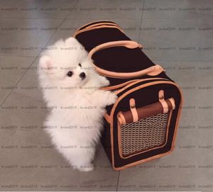 Classic Design Style Prevalent Pet Supplies Soft-Sided Carriers Lederen Huizen Carrier 5A Kwaliteit Solliciteer op katten en hondendrager met ventilatiegaten Big Size 50cm