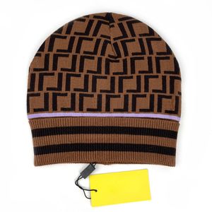 Klassieke ontwerper Autumn Winter Beanie Hats Hot Style Men and Women Fashion Universal Knust Cap Autumn Wool Outdoor Warm Skull Caps 312Z