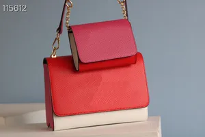Klassieke designerzakken met stijlvolle monochrome Gemini Water-Embossed Letter Chain Key Bag's One Shoulder Schuine over de bovenste kleine vierkante zak