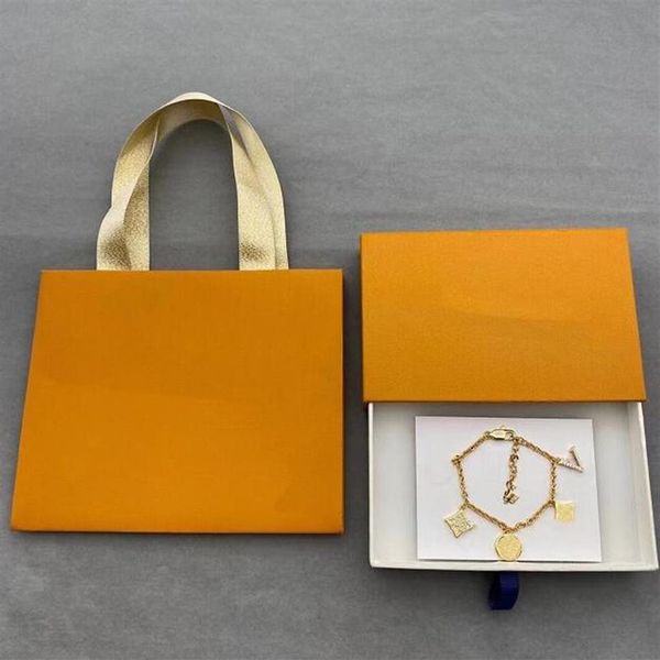 Diseñador clásico Pulseras con dijes Letra V de oro Joyas de alta calidad Pulsera Plateada Corazón simple Amantes de lujo de titanio Cadena je238S