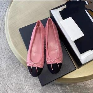 chanells schoenen voor de zomer Klassieke Designer Jurk Lente en Herfst 100% Koeienhuid Ballet Flats Dansschoenen Mode Dames Zwarte Platte Bootschoen Sandaal Dame Merk Leer