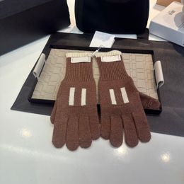 Gants de créateurs classiques femmes cachemire cinq gants hommes luxe sports de plein air gants chauds et froids tendance de la mode épaissie coupe-vent très bon