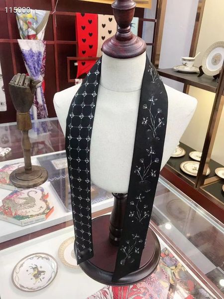 Classique designer sac à main écharpe dames bandeau mode lettres foulards en soie cravate taille 6x120 cm