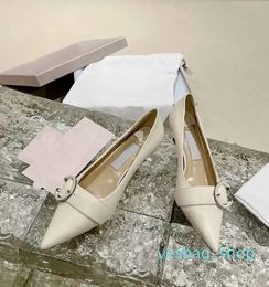 Klassische Designer-High-Heels, Damen-Kleiderschuhe der Luxusmarke, Sandale
