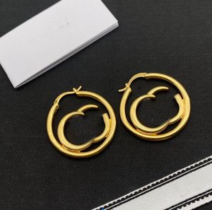 Klassieke ontwerper Hoop Earring Women Fashion Gold Double Letter With Stamps Drop Dangle Earrings Eordrop For Ladies Wedding Party Sieraden Gift